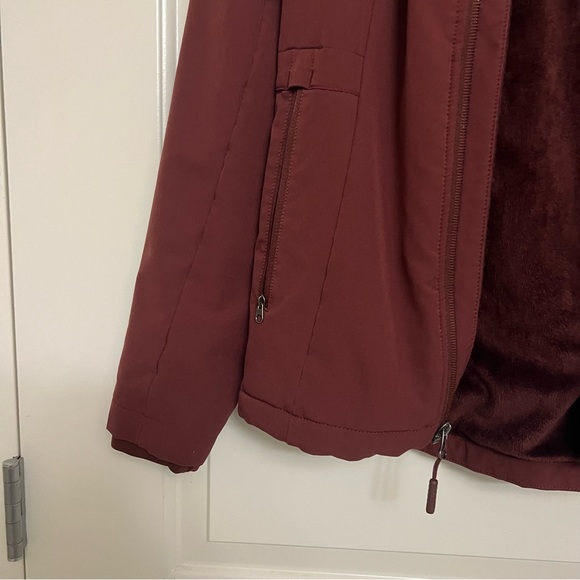 North Face Soft Shelled Zip Up Hoodie Jacket - Picture 9 of 11